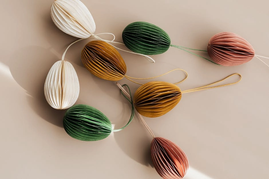 how many statutory holidays in scotland